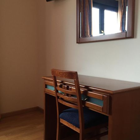 Hostal Tio Pepe II Bembibre  Стая снимка