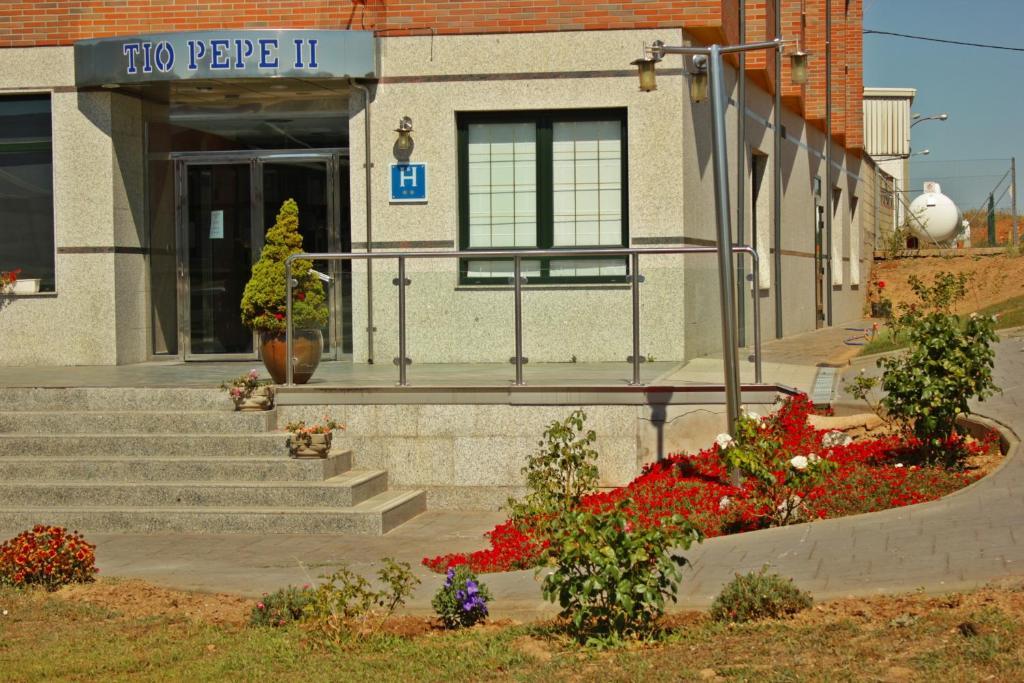Hostal Tio Pepe II Bembibre  Екстериор снимка